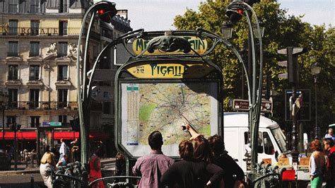 How to use the Metro in Paris: A guide for first-timers - Tripadvisor