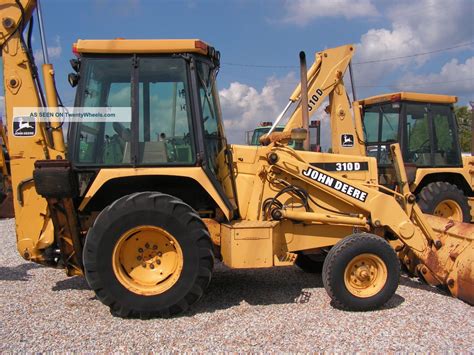 John Deere 310 D Backhoe