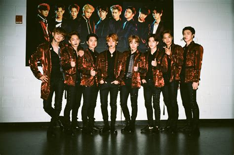 EXO WORLD WE ARE ONE: June 2015
