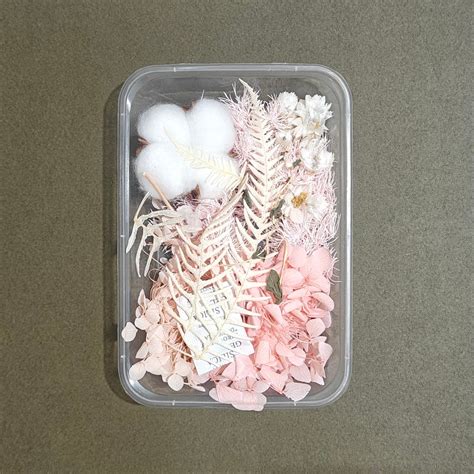 Dry Flower Box (D18) – Shrebhavi - Resin Art & Material Shop
