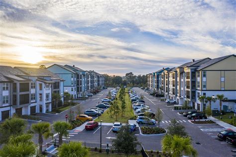 Luna at Lake Shadow — FK Architecture