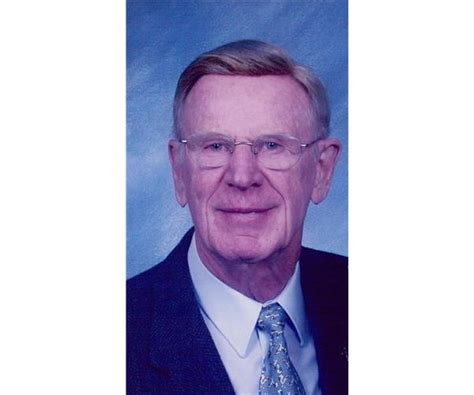 Harland Mueckler Obituary (1926 - 2024) - Oshkosh, WI - Oshkosh Herald