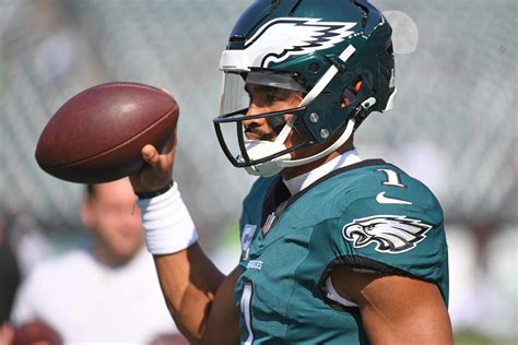 Eagles vs Browns joint practice: 'Just 2 freaks.' How Myles Garrett ...