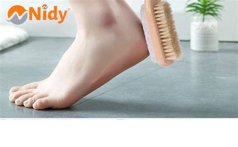 NIDY® Foot Brush & Pumice Stone with Handle - Callus & Corn Remover ...