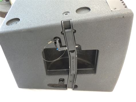 VRX932LAP JBL Array Fixing 的图像结果