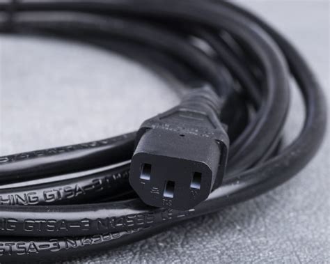 RS PRO | RS PRO Straight IEC C13 Socket to Straight CEE 7/7 Plug Power ...