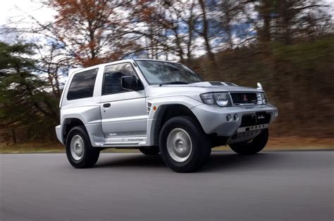 Mitsubishi Pajero Evolution ตำนานรถลุยที่แรงกว่า Pajero ทุกยุค! - รถ ...