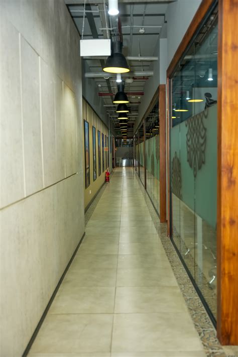 Explore Smart Managed Office Space Options in Yerwada | iSprout