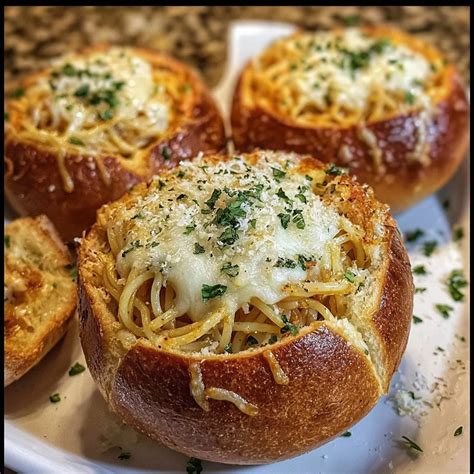 Spaghetti Garlic Bread Bowls