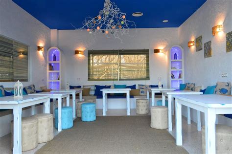 Camping Almayate Costa Bar and Lounge: Pictures & Reviews - Tripadvisor