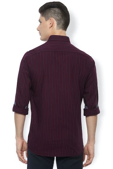 Buy Men Maroon Slim Fit Stripe Full Sleeves Casual Shirt Online ...