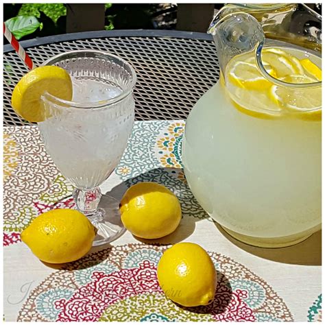 Fresh Squeezed Lemonade Recipe - Julias Simply Southern