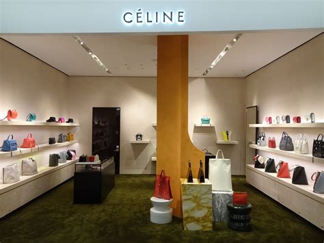 CELINE 800 Boylston St Boston, MA 02199 on 4URSPACE retail profile