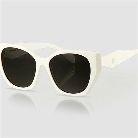 Direct‑to‑Consumer vs. Boutique Retail: Where Your Money Goes – Augussto