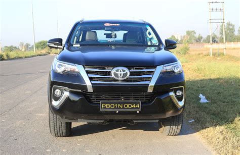 Self Drive Toyota Fortuner 4x4 Automatic in Delhi, RBTS Car Rentals