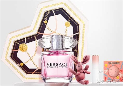 范思哲 Versace – 晶钻女士（粉钻）淡香水 EDT 30ml/1oz (F)【评测、价格、折扣、行情】 | 草莓网CN