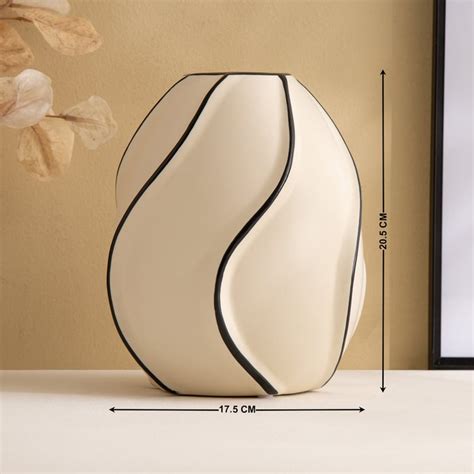 Buy Romo Est Nova Ceramic Spiral Vase from Home Centre at just INR 1799.0