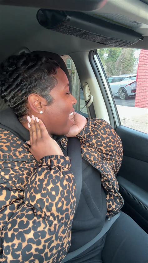 Ebony Joi (@iamebonyjoi) - Urlebird