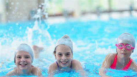 Swimming Lessons 的图像结果