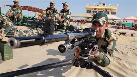 भारत-पाक बॉर्डर पर BSF की सपोर्ट वेपन प्रतियोगिता, नॉर्थ बंगाल ने बाजी ...