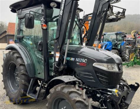 Frontlader und PKW-Kupplung: Branson 5025 C Traktor für 29.900 Euro ...