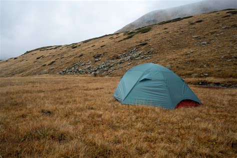 Test tentes de randonnée, trekking, alpinisme et hamacs, 2, 3 et 4 saisons