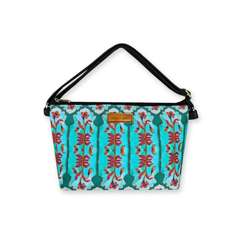 Green Door Baguette with Pouch – Crafthues