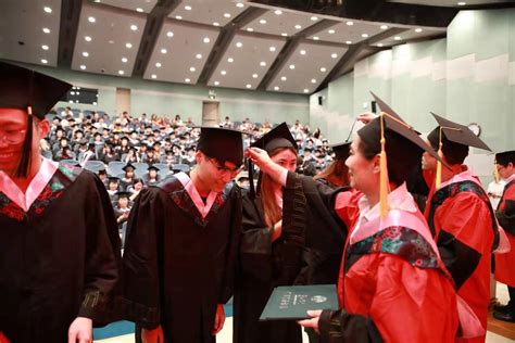 2019年复旦大学高等学历继续教育学位授予仪式隆重举行