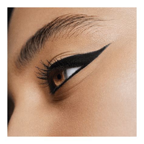 Aqua Resist Color Pencil Eyeliner • 1 Graphite