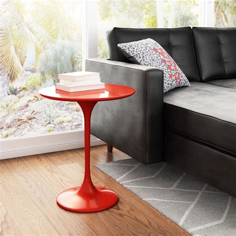 Red Accent Table | Interior Design Ideas