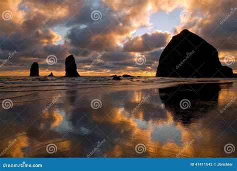 Cannon Beach, Oregon stock photo. Image of stacks, rock - 47411542