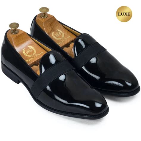 Choosing the Perfect Bridal Shoes for Men: A Guide to Style, Comfort ...