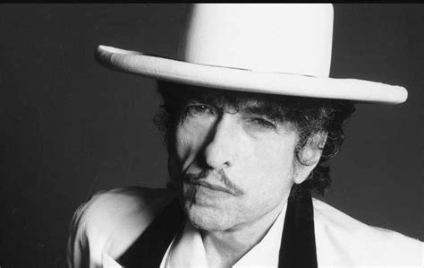 Universal Music Publishing Group Acquires Bob Dylan’s Entire Catalog Of ...