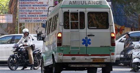 Karnataka: Teenager dies begging for help as onlookers film bus accident