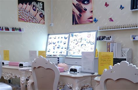 璀璨悦宸美甲店福建