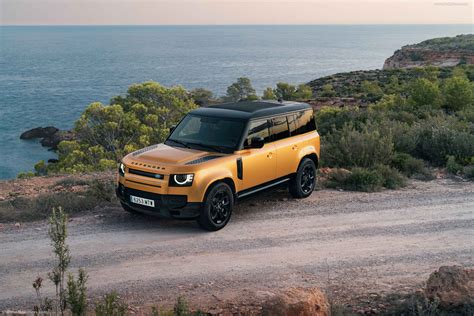 2025 Land Rover Defender 110 Eivissa Sunrise - Stunning HD Photos ...