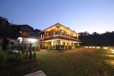 GHUGHUTI BAASA - HOME STAY (Dehradun) - Guesthouse Reviews, Photos ...
