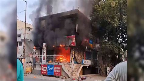 Telangana: Fire breaks out at shop in Rangareddy, no casualties