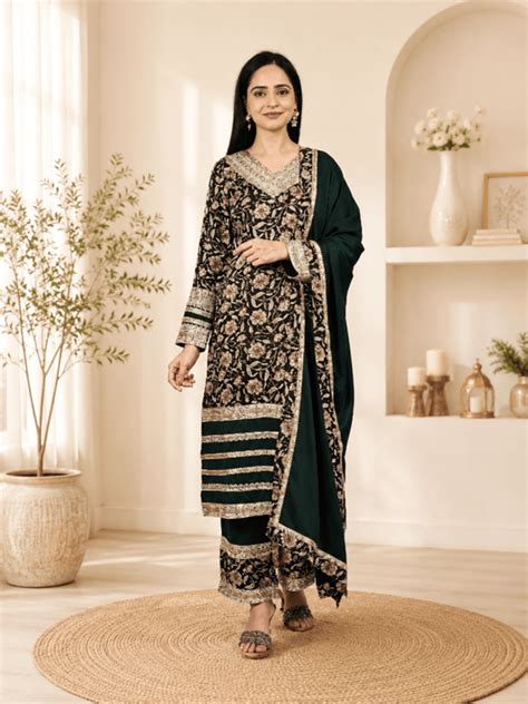 Kurta Sets for Women | Elegant Ethnic Wear – House Of Paral