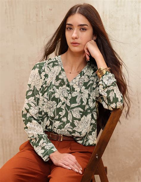 Floral Printed Relaxed Fit Top – U.S. Polo Assn. India