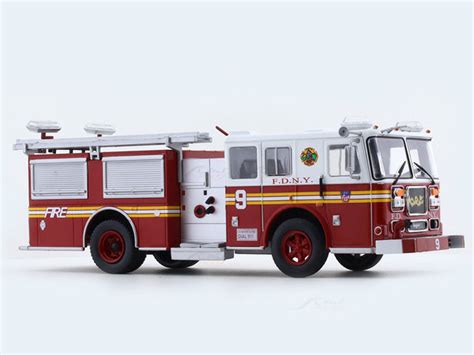 1989 Seagrave Marauder II NY Fire Truck 1:43 diecast scale model truck ...