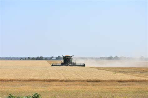 Precious memories of the Kansas wheat harvest as time spins ever onward ...