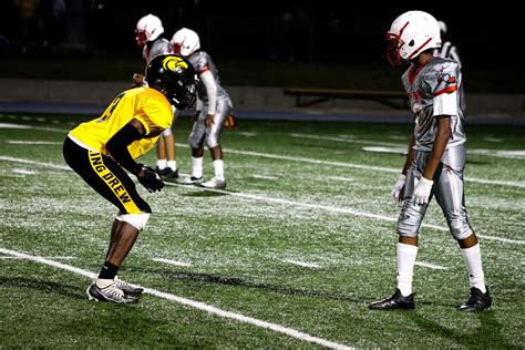 Football - Athletics - King/Drew Magnet High School of Medicine and Science