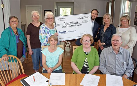 The Putnam House receives $1,000 from Bangor Savings Bank - The County