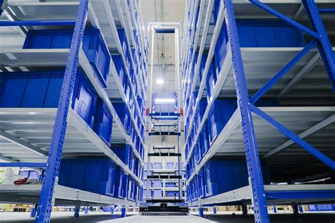 Rezultat imagine pentru Geekplus Roboshuttle