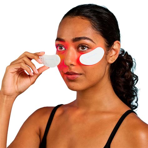 6 Best Red Light Therapy Eye Masks of 2025, According To Experts