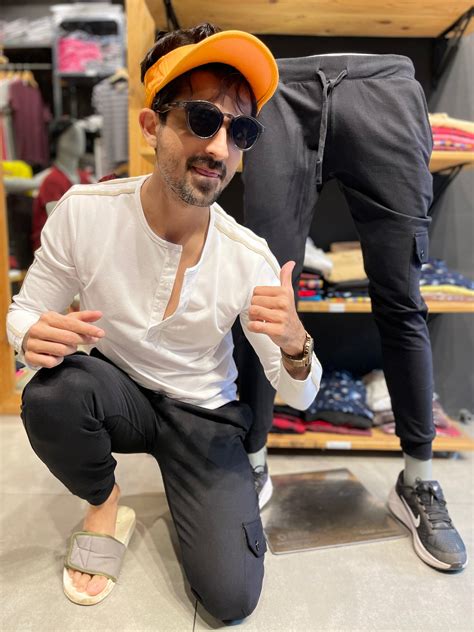 Black Cargo Style Joggers – Likera