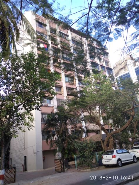 Flat / Apartment on Rent / Lease / Sale in Sky Deck Tower, Andheri West ...