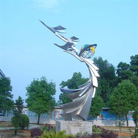 不锈钢腾飞翱翔雕塑 校园形象雕塑 - 河北诺亚雕塑厂家 - 九正建材网