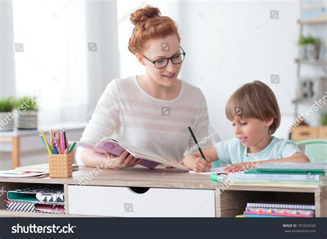 Homework Tutoring 的图像结果